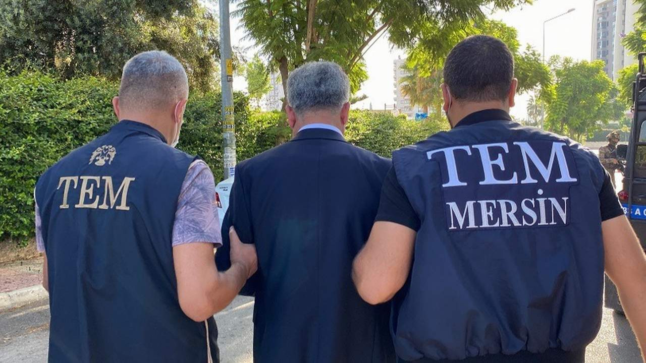 Mersin'de terör operasyonu: Belediye personeline gözaltı!