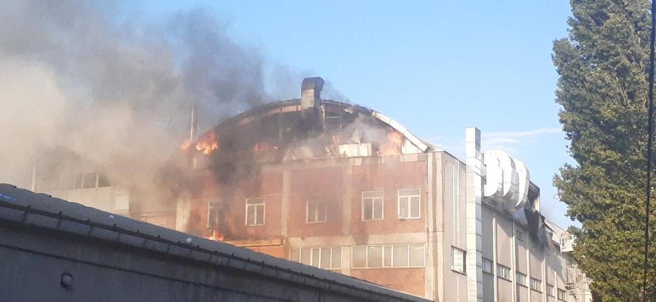 İstanbul'da tencere fabrikasında yangın - Resim: 3