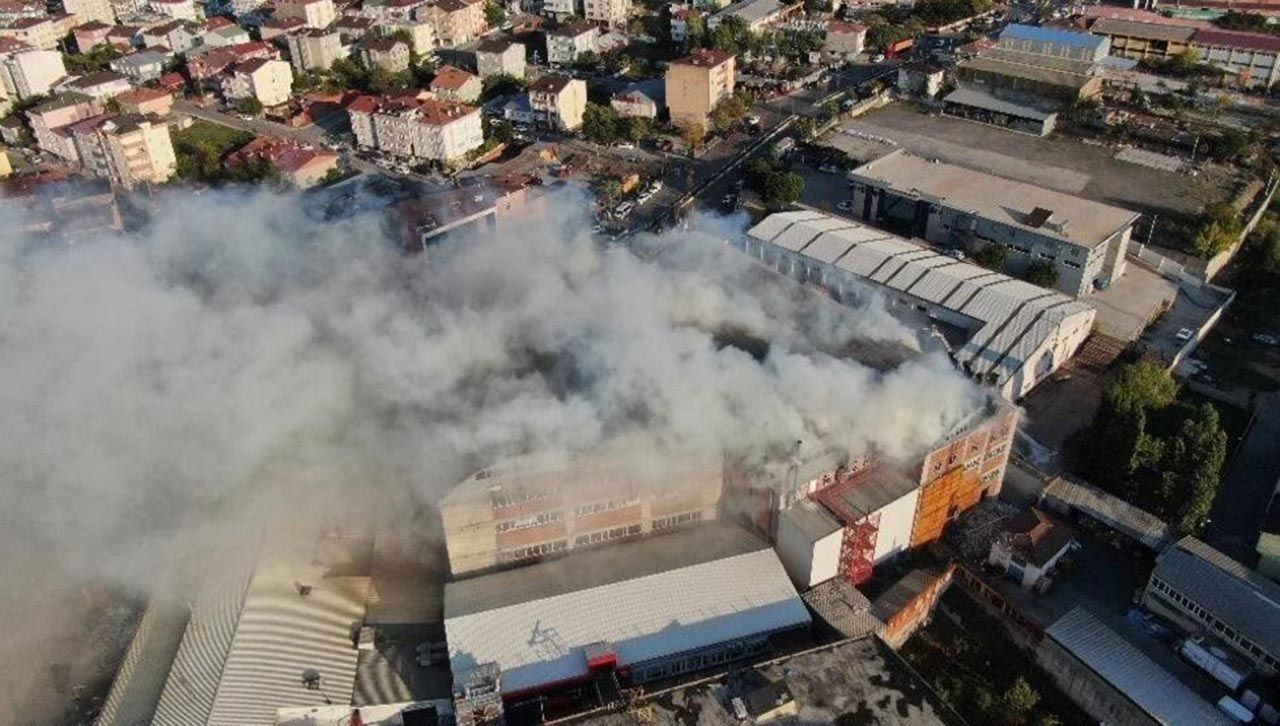 İstanbul'da tencere fabrikasında yangın - Resim: 1