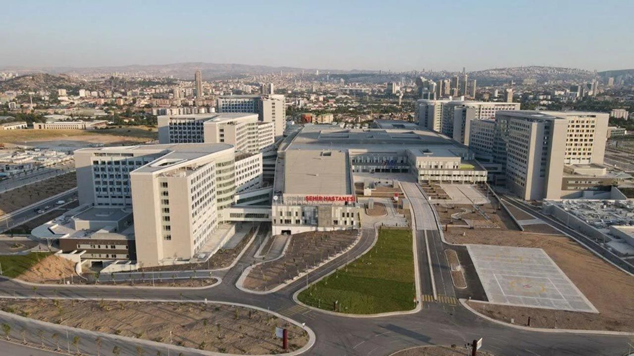 4 bin 50 yatak kapasiteli Etlik Şehir Hastanesi hizmete açıldı - Resim: 1