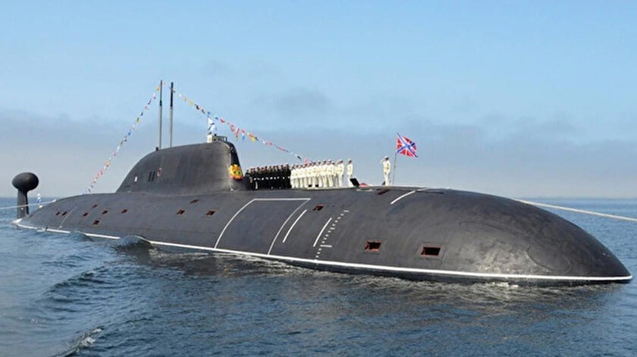 Rusya'nın nükleer denizaltısı denize açıldı - Resim: 4