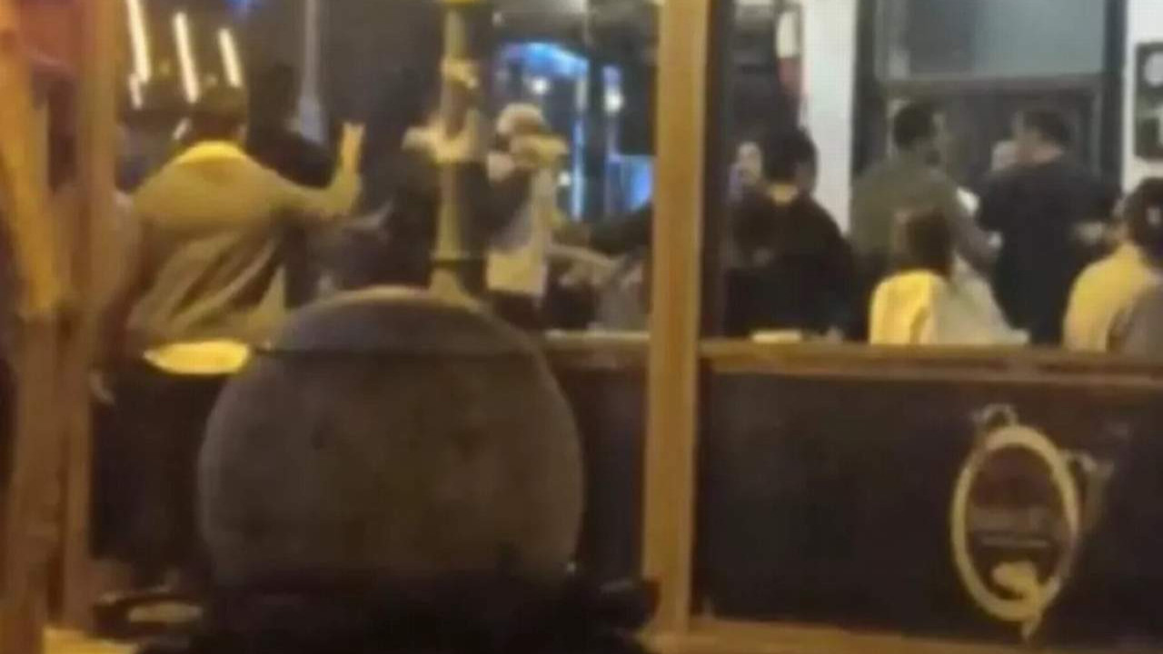Kızlara hava atmak için ortalığı savaş alanına çevirdiler!