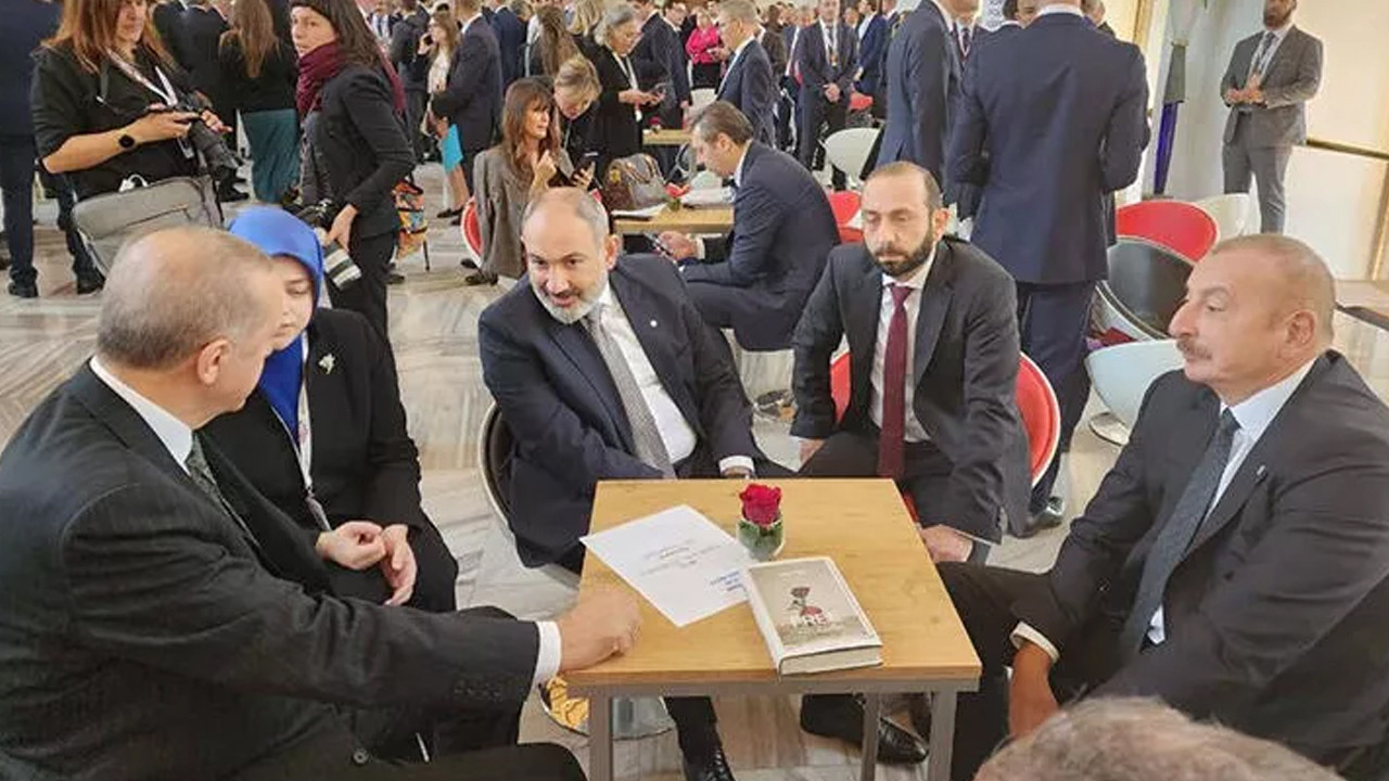 Erdoğan, Aliyev ve Paşinyan aynı masada