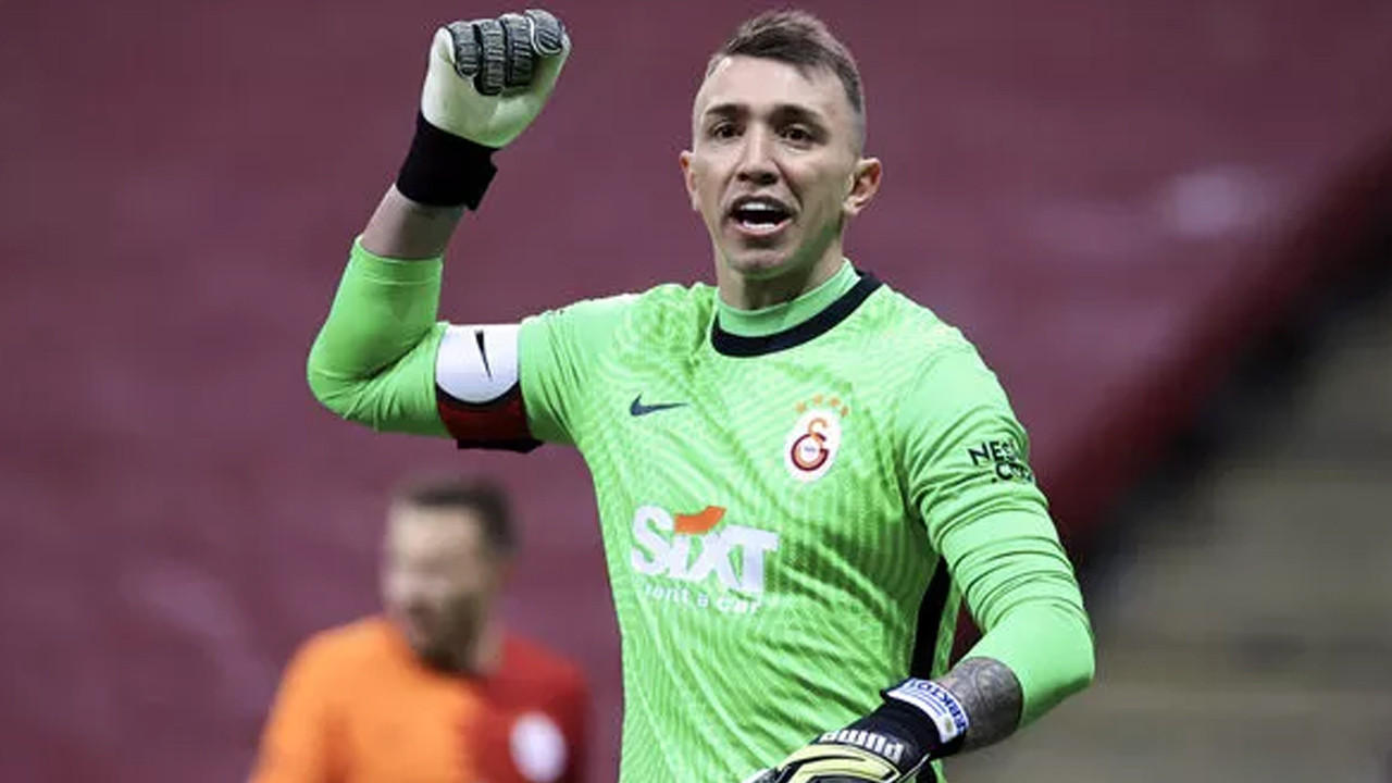 Galatasaray'da Muslera'nın yeni adresi taraftarı çıldırttı