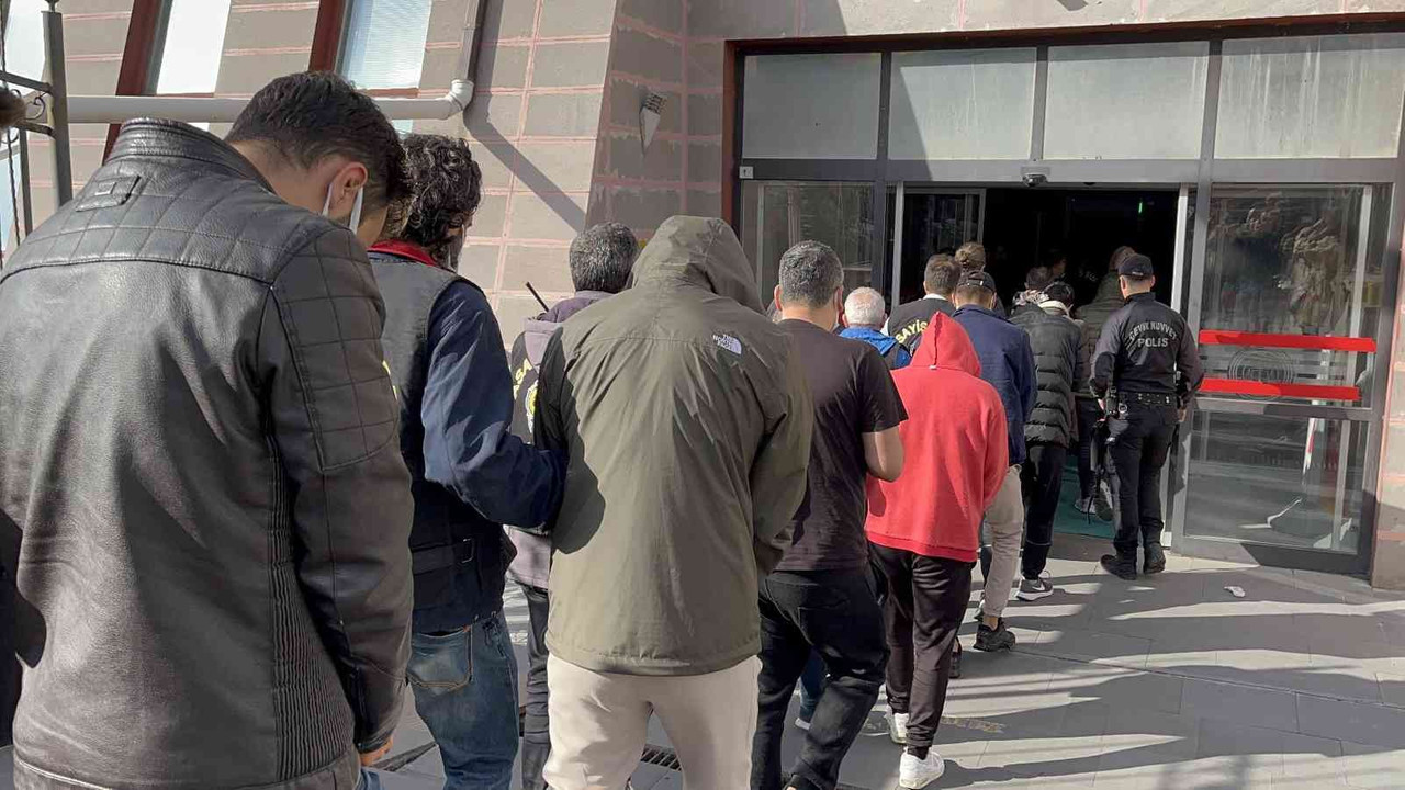 Eskişehir’deki fuhuş operasyonu: 9 tutuklama