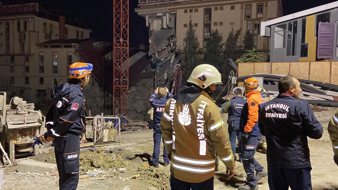 İstanbul'da özel üniversite binası çöktü! Hasarın boyutu sabah ortaya çıktı - Resim: 1