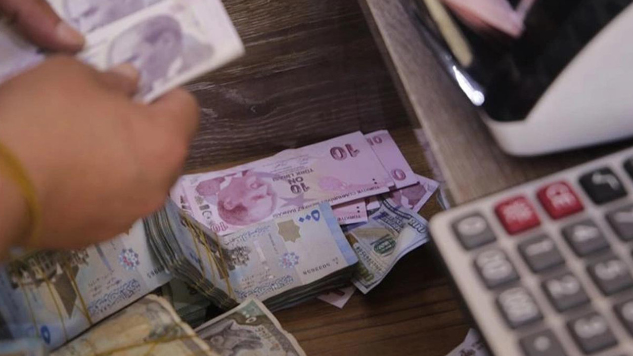 Ünlü ekonomistten asgari ücret tahmini: 2023 yılında asgari ücret ne kadar olacak?