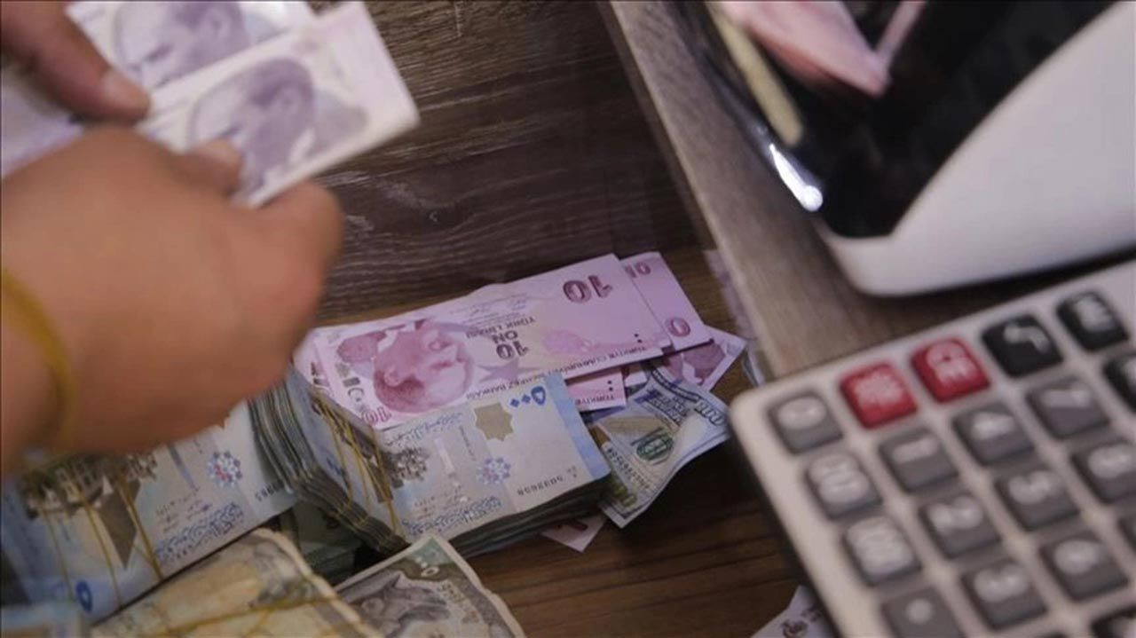 Ünlü ekonomistten asgari ücret tahmini: 2023 yılında asgari ücret ne kadar olacak? - Resim: 1