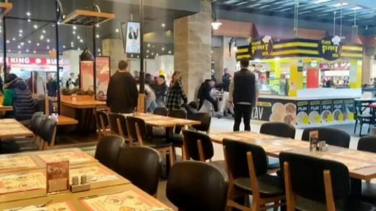 İstanbul'daki AVM'de yumruklu kavga