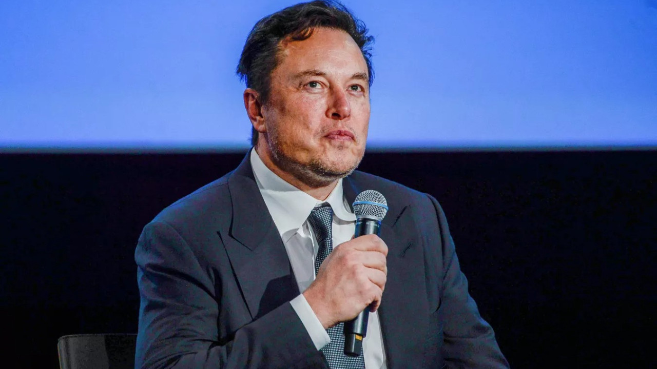 Elon Musk 3.95 milyar dolarlık daha Tesla hissesi sattı