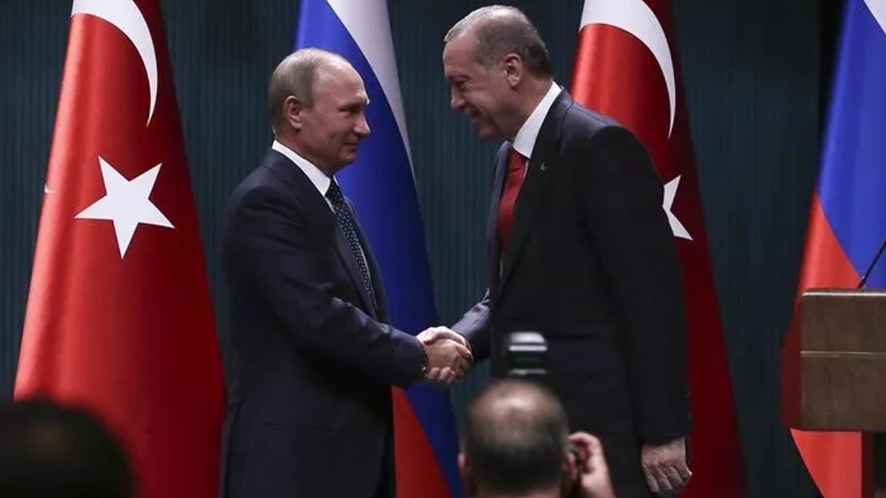 Kremlin'den Erdoğan ve Putin açıklaması: Saatler içinde...
