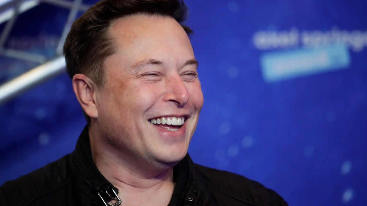 Elon Musk yeniden dünyanın en zengini