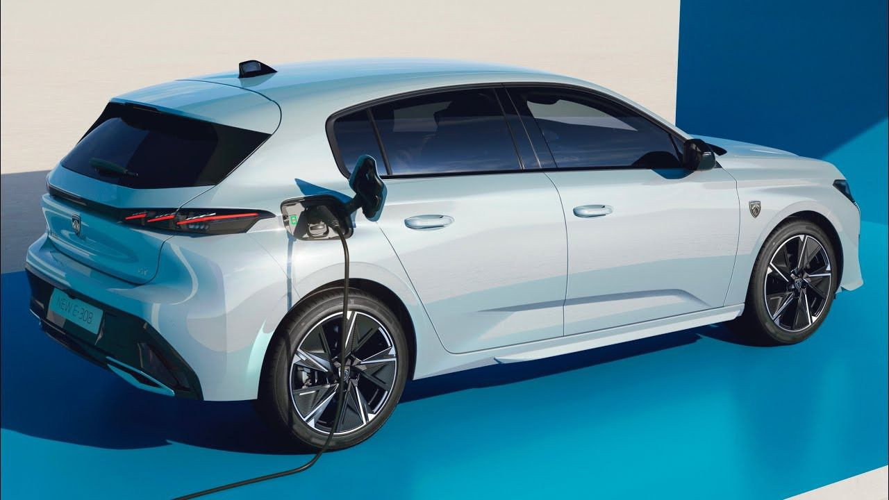 Peugeot yeni elektrikli aracı e-308'in Türkiye'ye geliş tarihini açıkladı - Resim: 1