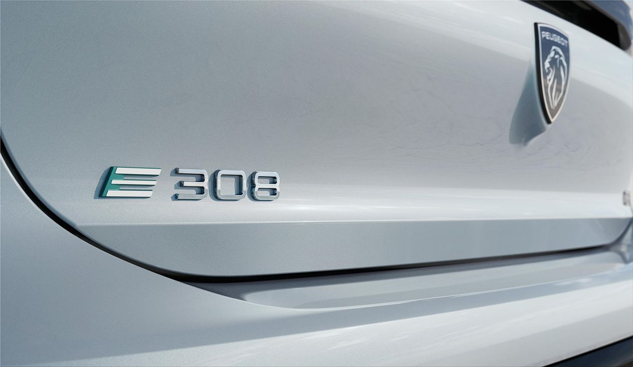 Peugeot yeni elektrikli aracı e-308'in Türkiye'ye geliş tarihini açıkladı - Resim: 2