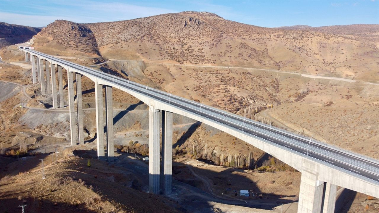 O Türkiye'nin en yükseği! Trafiğe açılıyor - Resim: 1