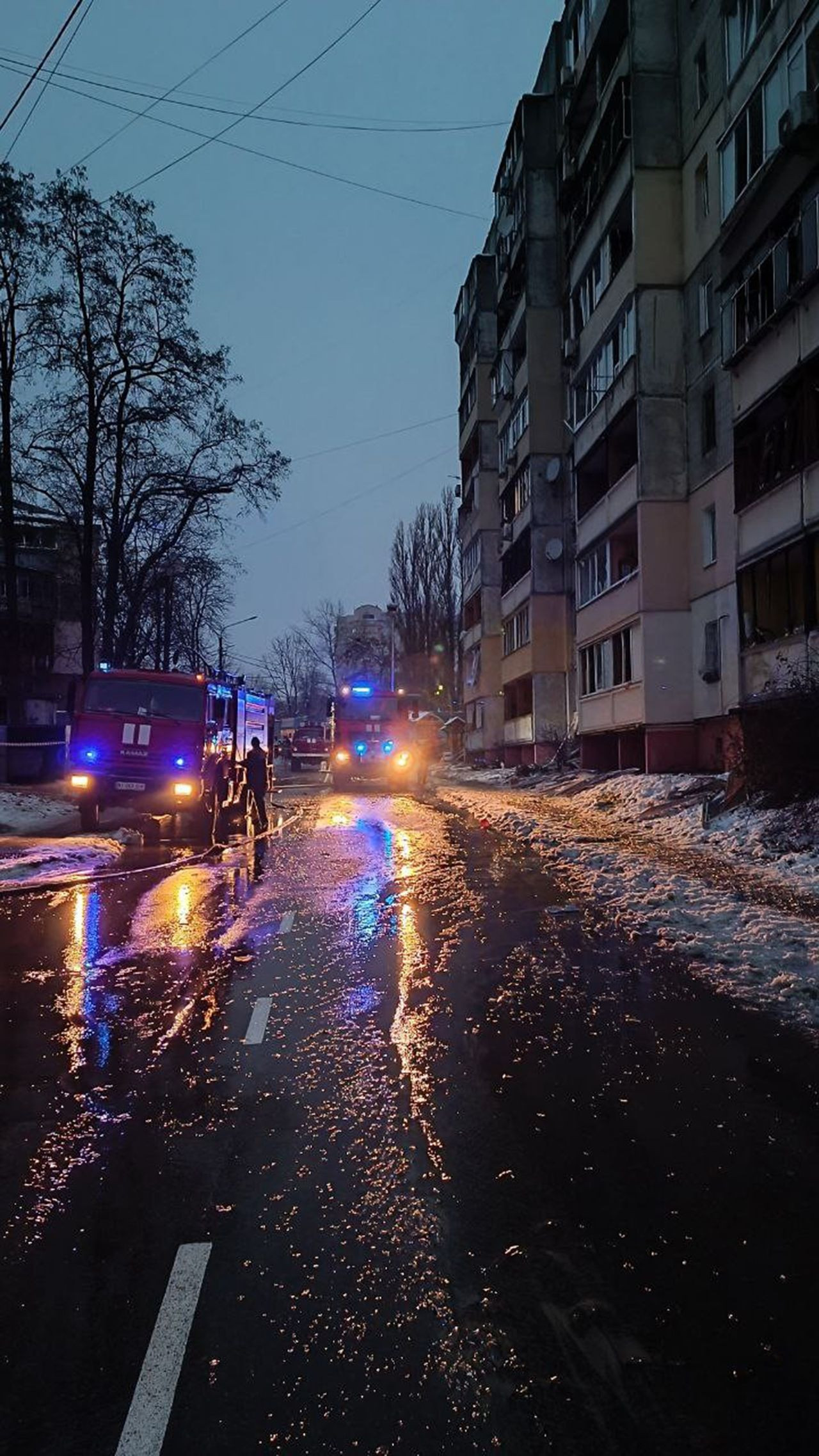 Rusya ölüm olup yağdı! 70 füze birden ateşlendi! - Resim: 2