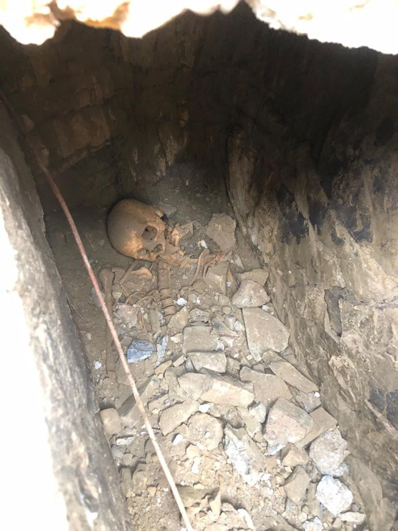 İstanbul'da tüyler ürperten keşif! Kafatası ve kemikler bulundu - Resim: 1