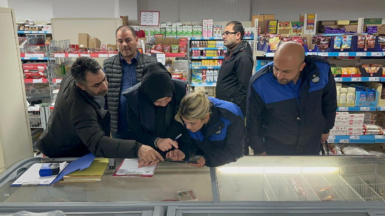 Fahiş fiyat tartışması büyüyor: 5 market mühürlendi