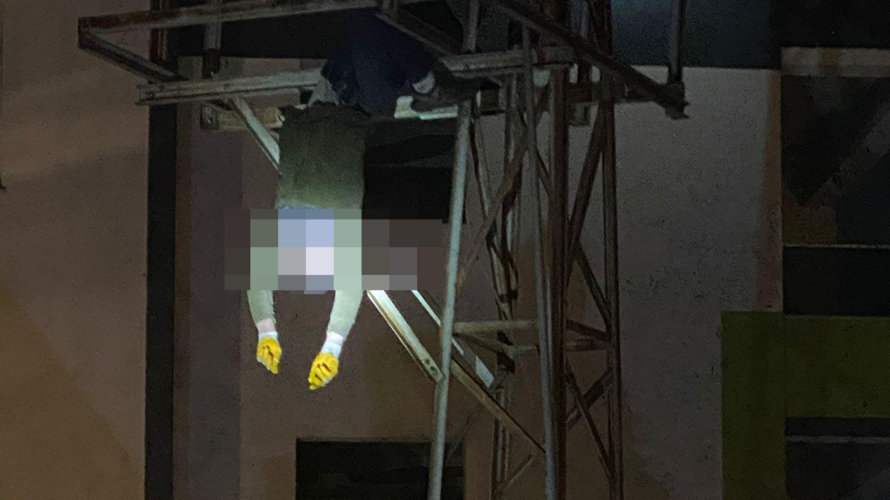 Mahalleli onu yüksek gerilim hattında asılı halde buldu