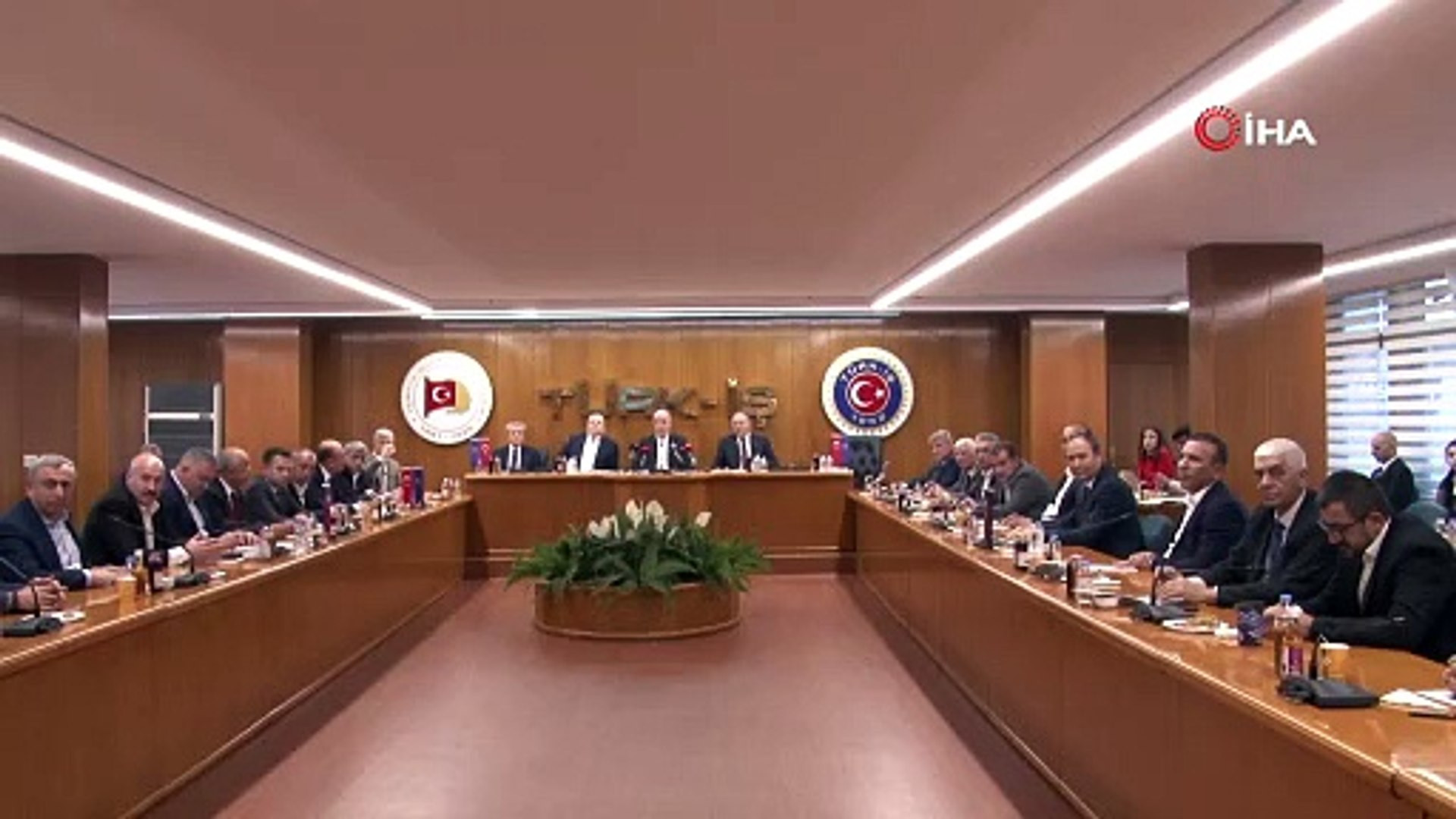 Türk-İş asgari ücret için ilk teklifini açıkladı