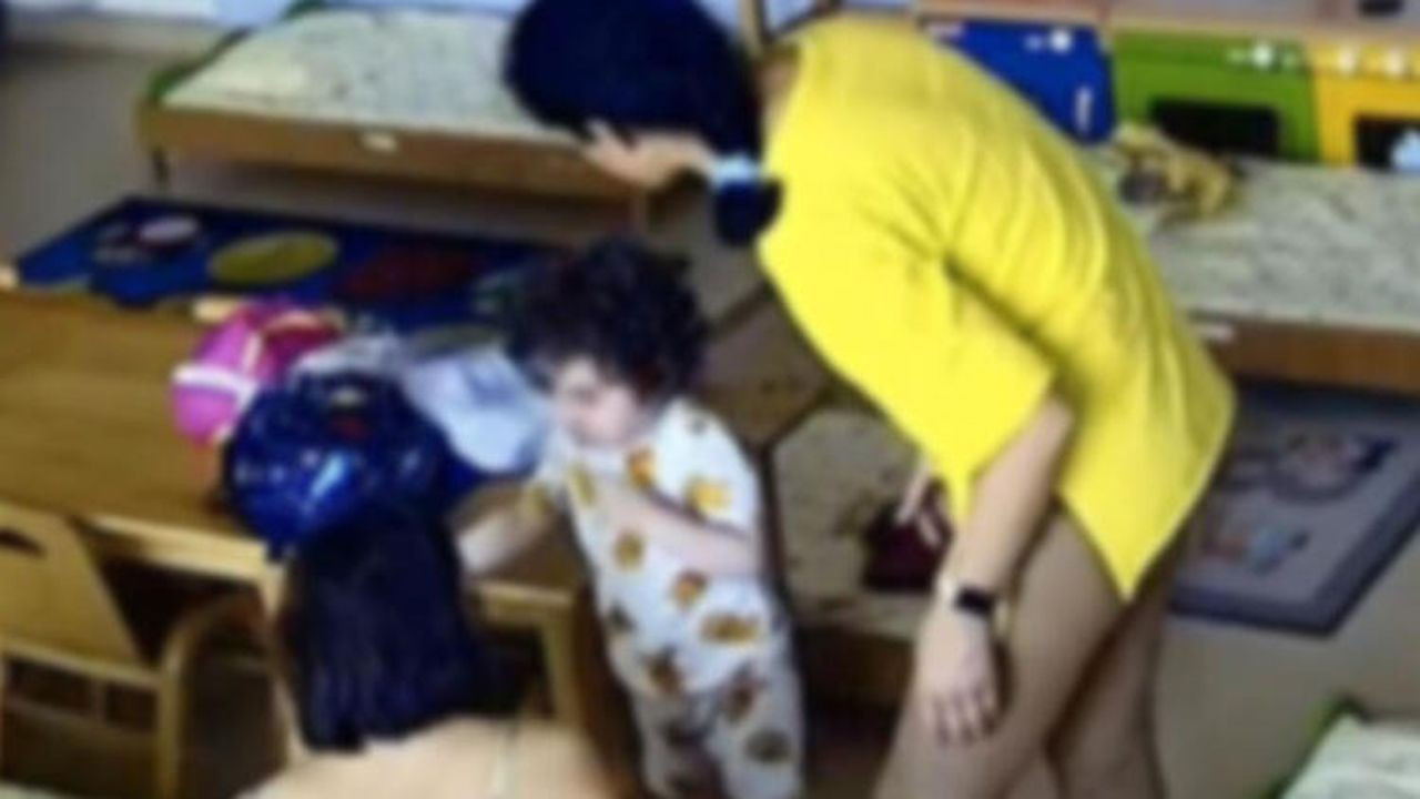 Kreşte çocuklara öğretmen şiddeti kamerada - Resim: 3