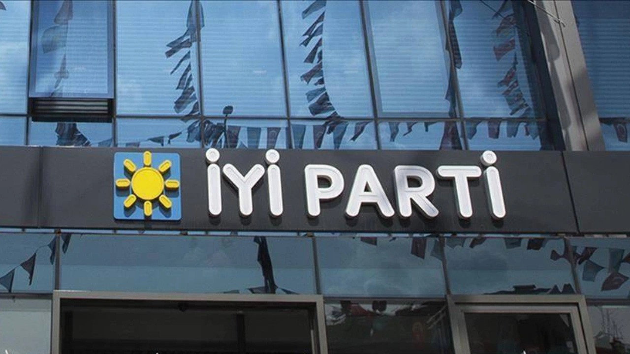 İYİ Parti'de liste sonrası ilk istifa