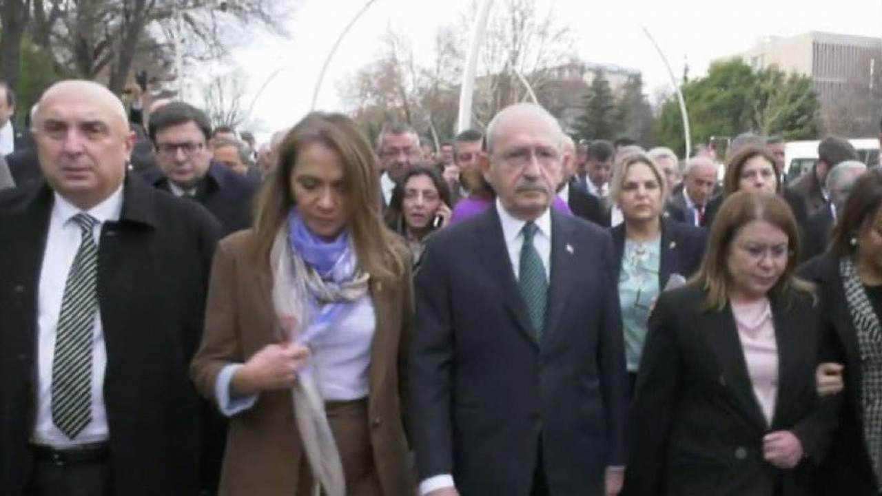 Kılıçdaroğlu Adalet Bakanlığı'na yürüdü: ''Çok öfkeliyim!''