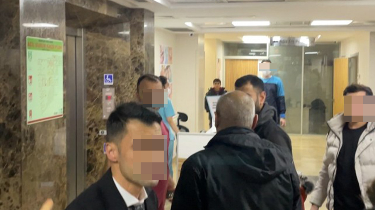 İstanbul'da özel hastanede ''kayıtsız'' doktor kavgası