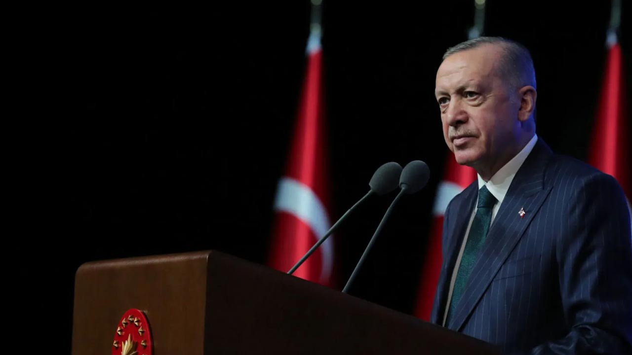 Külliye'de asgari ücret zirvesi: Erdoğan, Bakan Bilgin'le görüşüyor