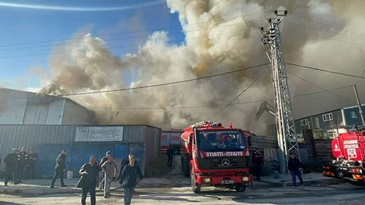 İstanbul'da iki fabrikada yangın paniği