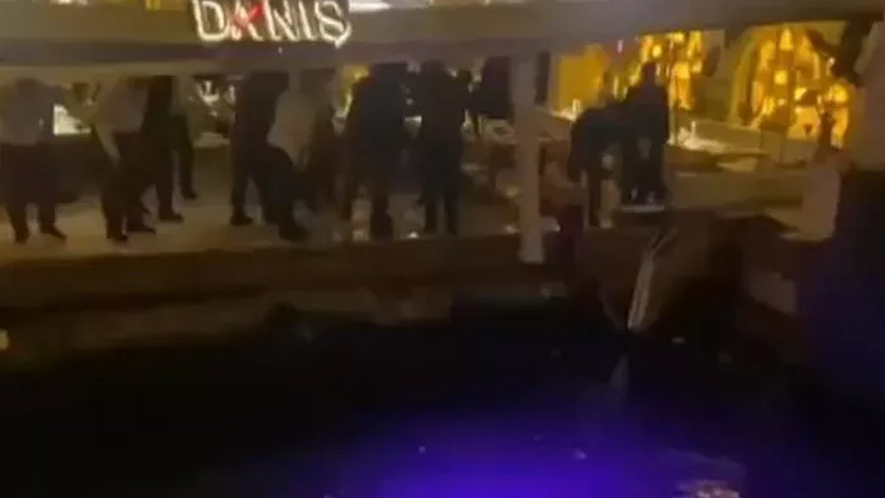 İstanbul Bebek'te iskele çöktü: 4 yaralı