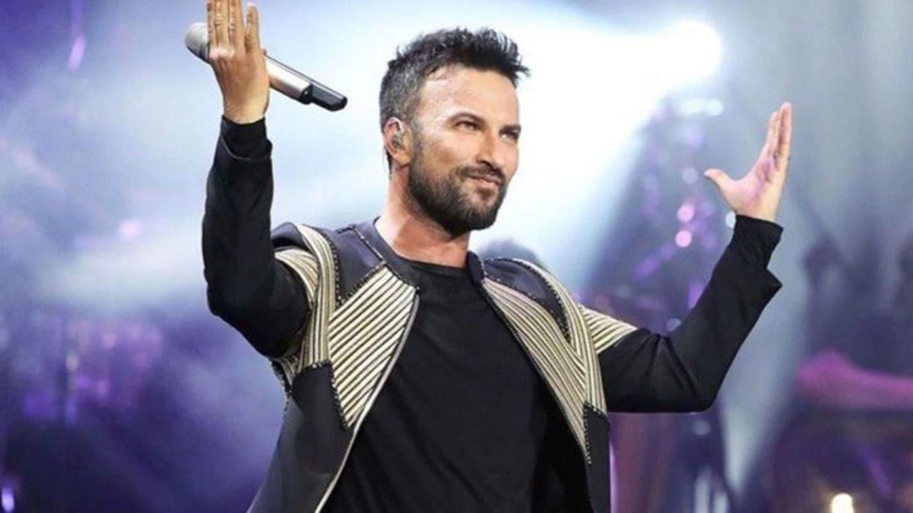 Tarkan'dan aile pozu