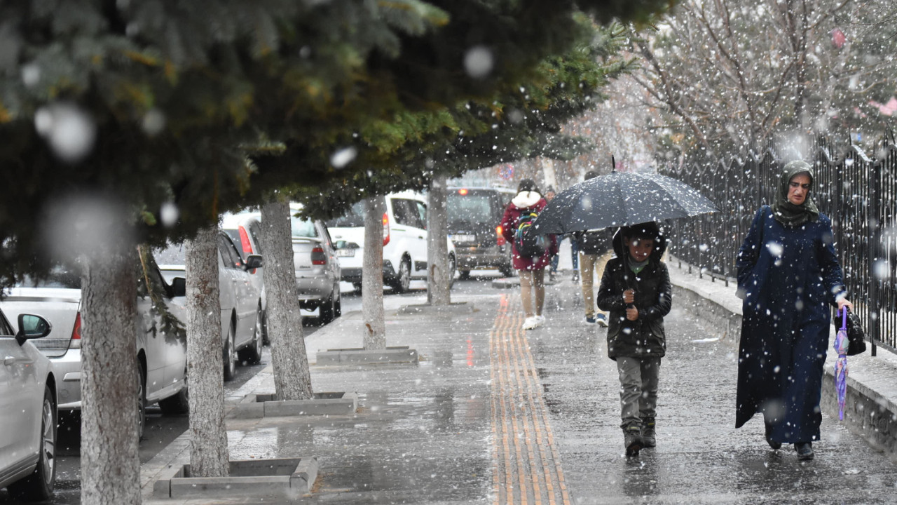 Kar yağışı geri geliyor! Tüm Türkiye'de yağış var...