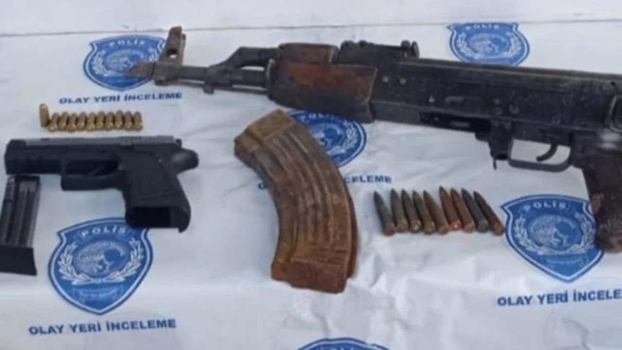 Malatya'da şüpheli araçlardan uzun namlulu silahlar ele geçirildi