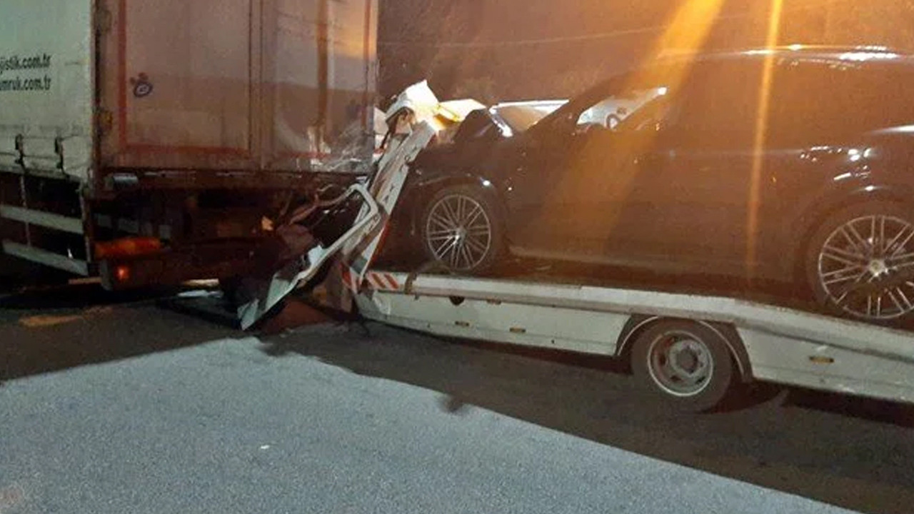 Oto kurtarıcı kamyona çarptı: 1 kişi öldü