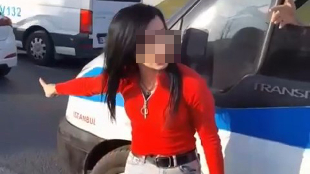 Kadın sürücü ortalığı birbirine katıp ambulans şoförünü bıçakladı