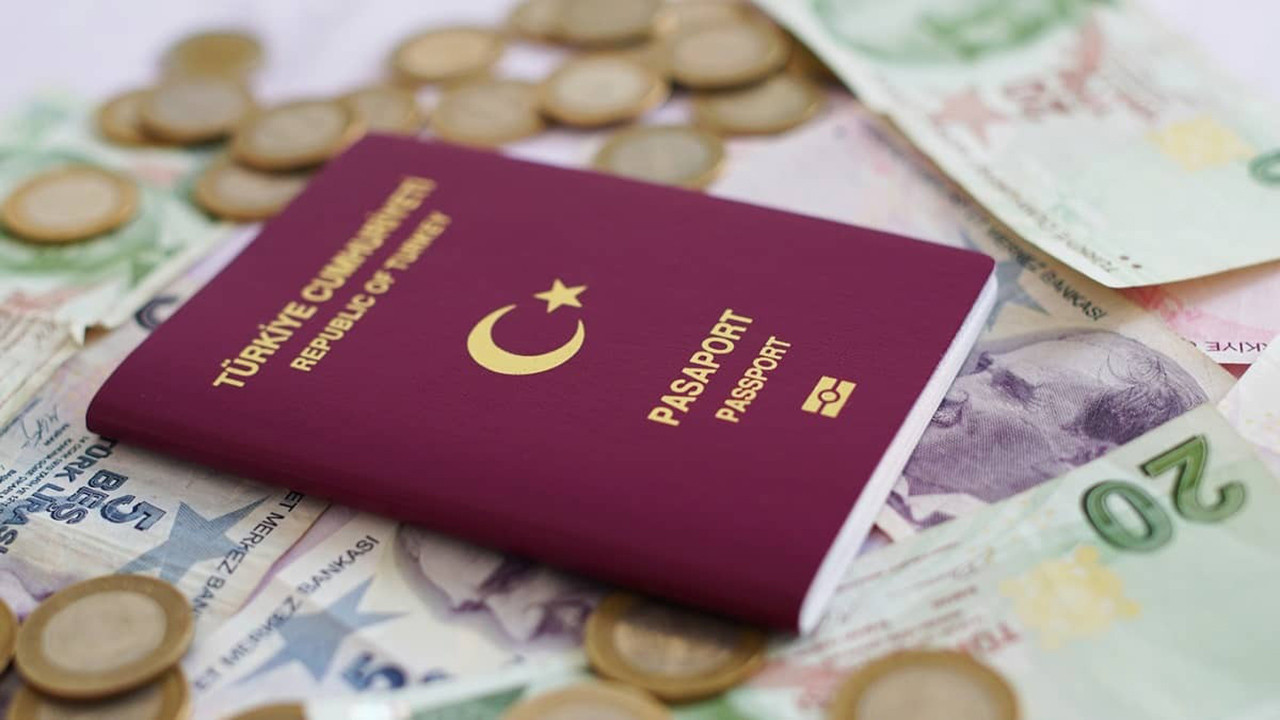 CHP'den gençlere ücretsiz pasaport teklifi