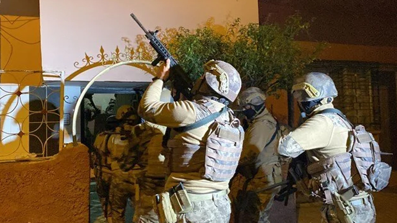 Mersin'de şafak operasyonu: Çok sayıda gözaltı var