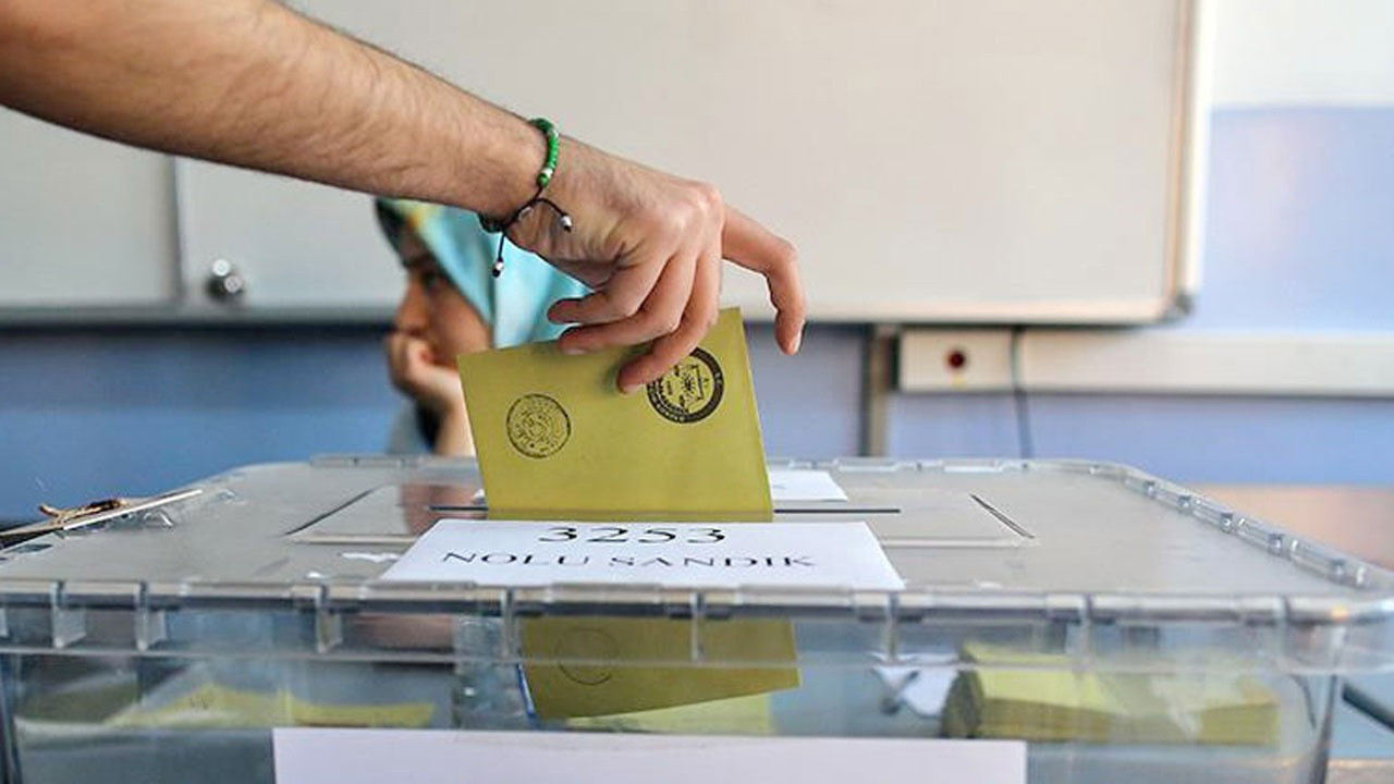 Asrın felaketi sonrası son seçim anketi sonuçları açıklandı