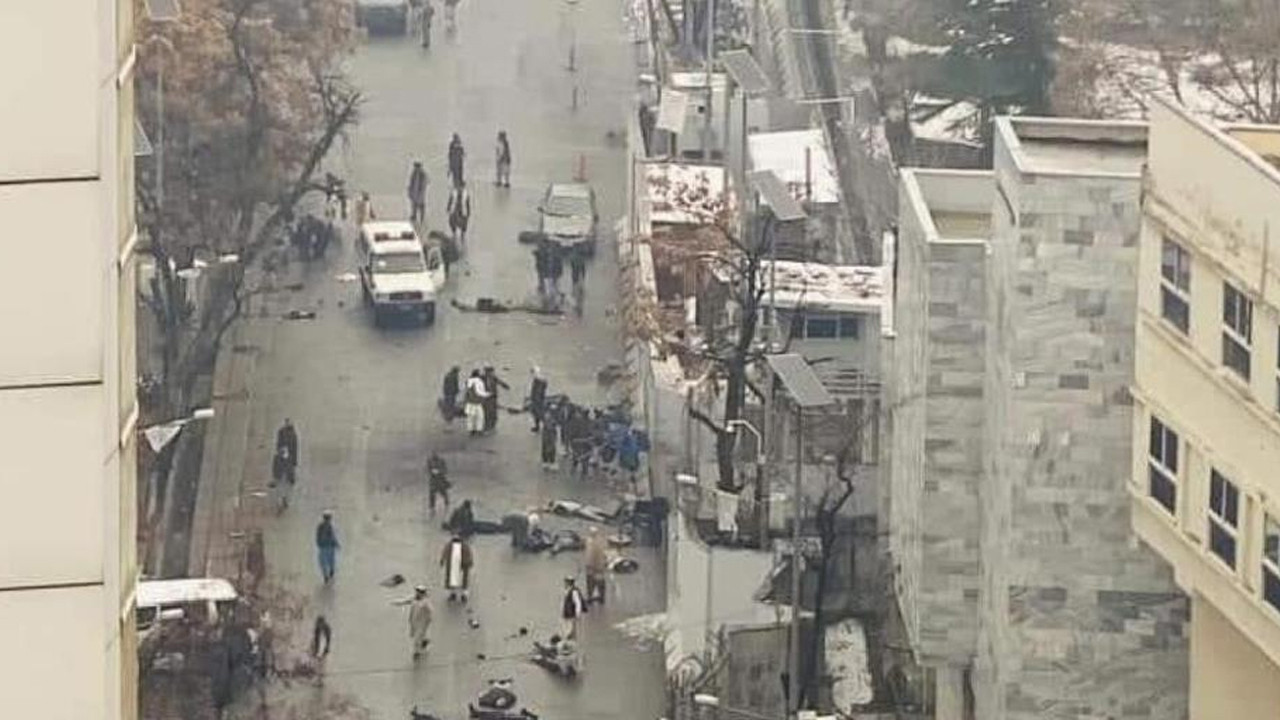 Kabil'de patlama: Çok sayıda ölü var!