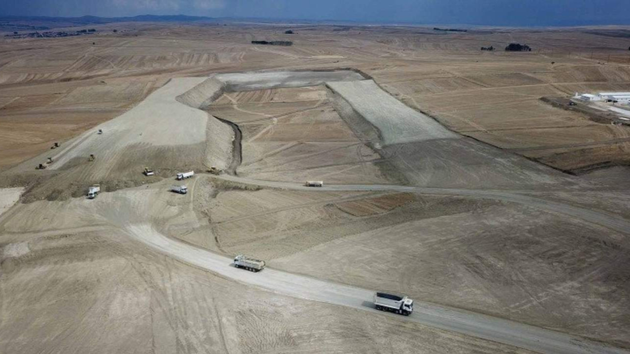Havalimanının bağlantı yolu, asıl maliyetini katladı