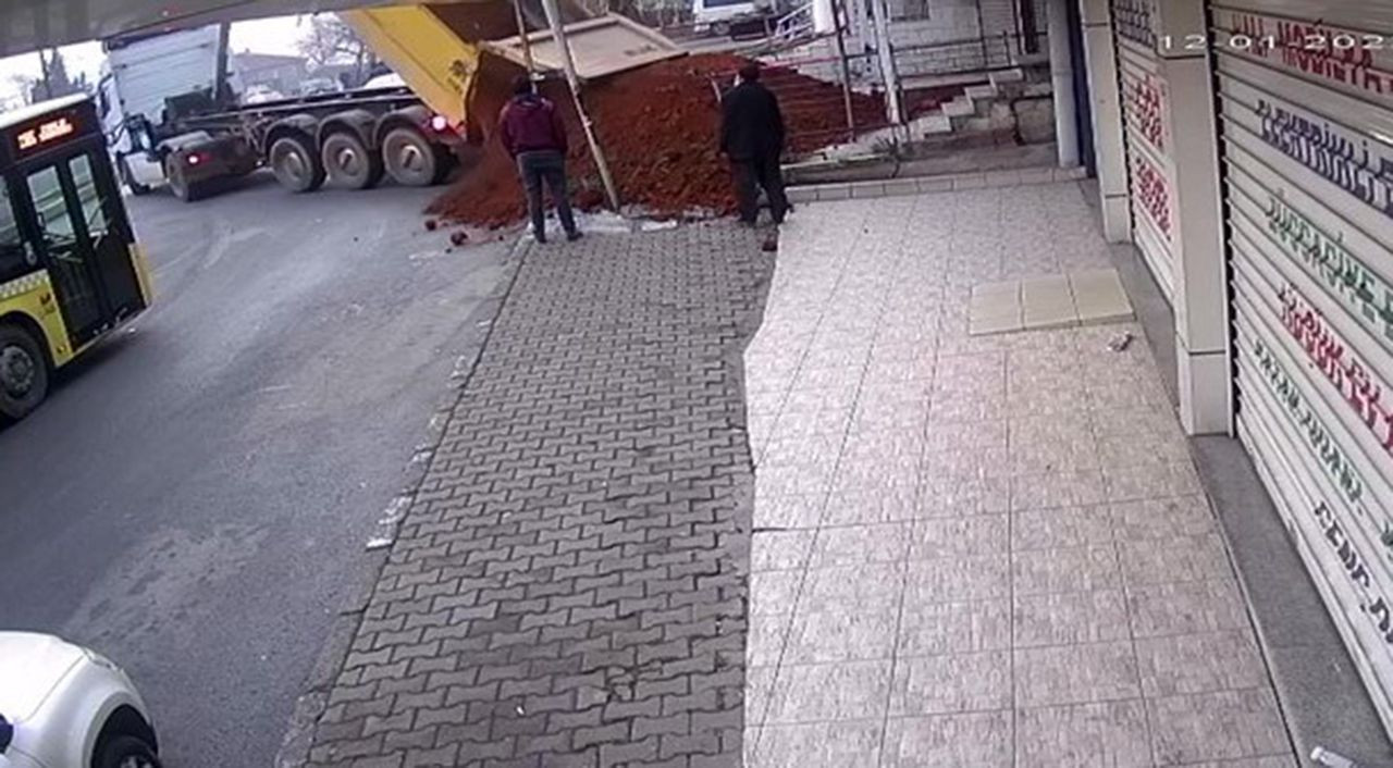Kirasına zam isteyen mal sahibi, kiracısına öyle bir şey yaptı ki... - Resim: 1