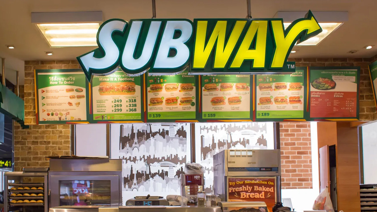 Fast food devi Subway satılıyor mu?