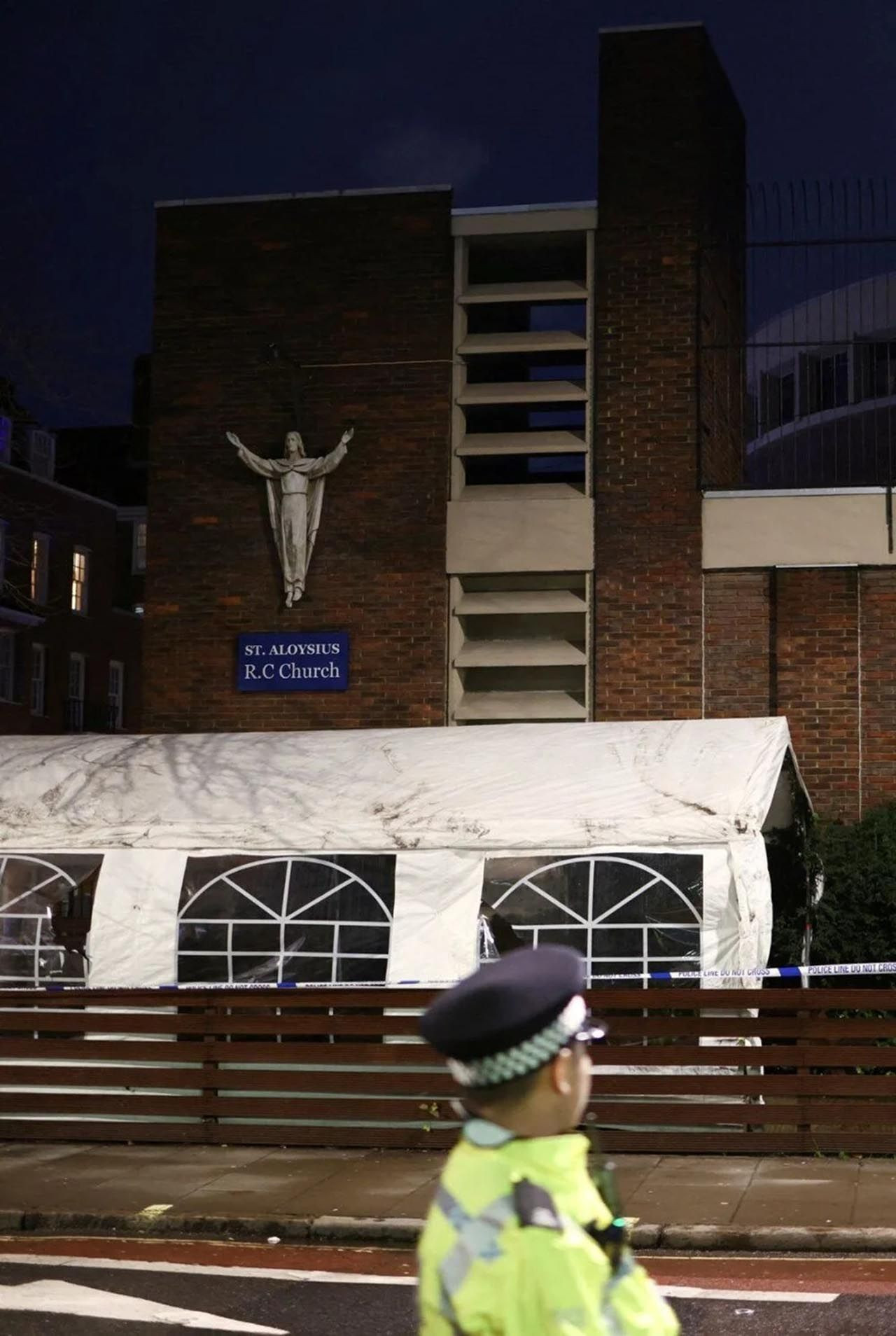 Londra'da silahlı saldırı: 2'si çocuk 5 yaralı - Resim: 3