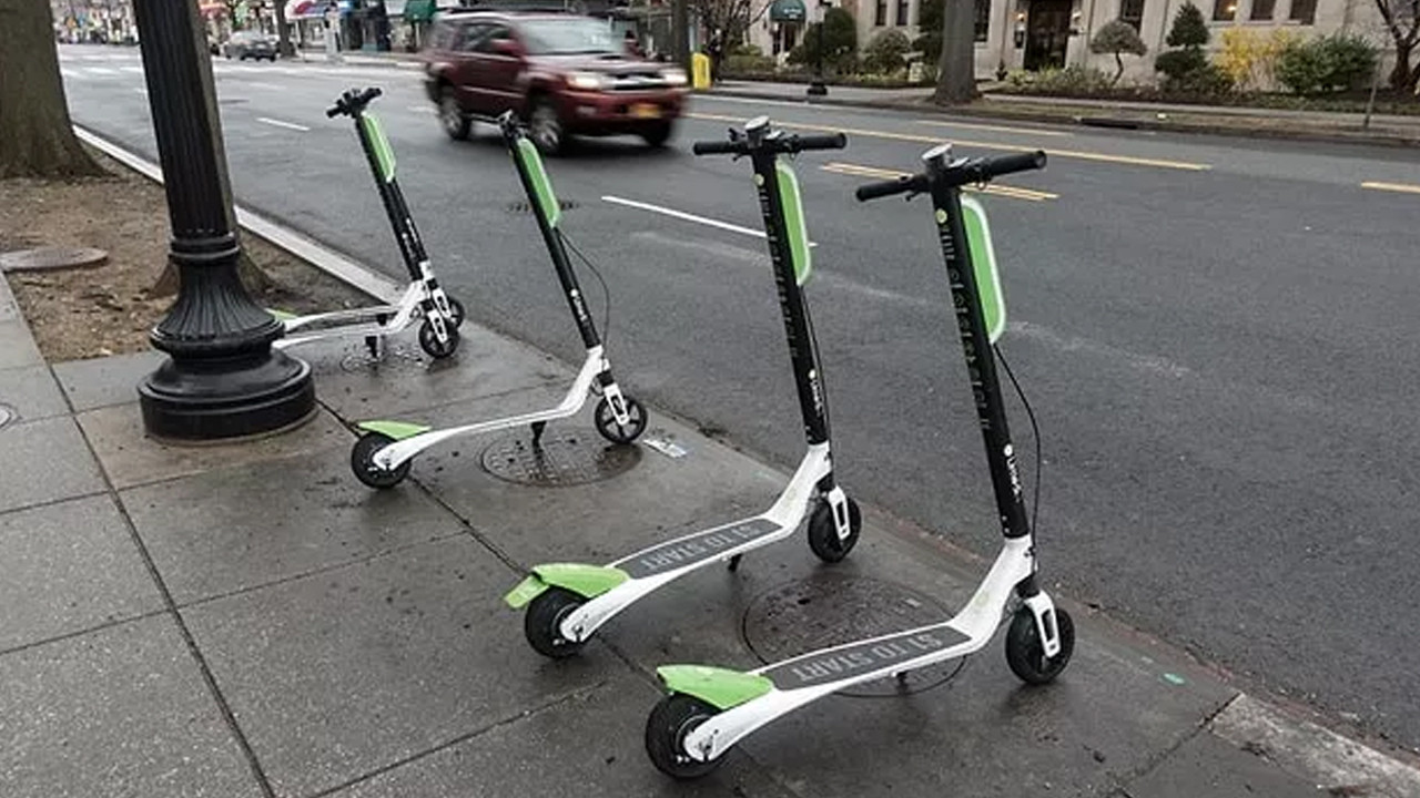 Elektrikli scooter yasaklanacak mı? Bir şehir referanduma gidiyor