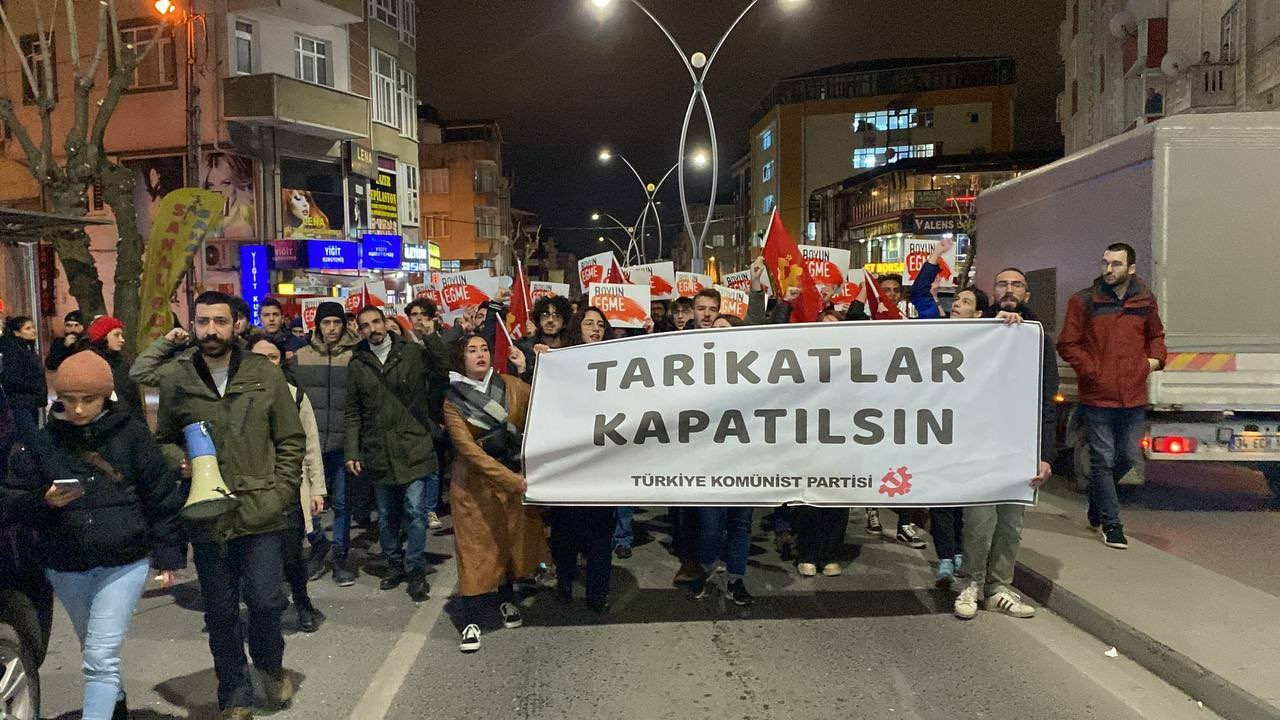 Çocuk istismarı iddiası sokağa döktü: İstanbul'da tarikatlar kapatılsın eylemi!