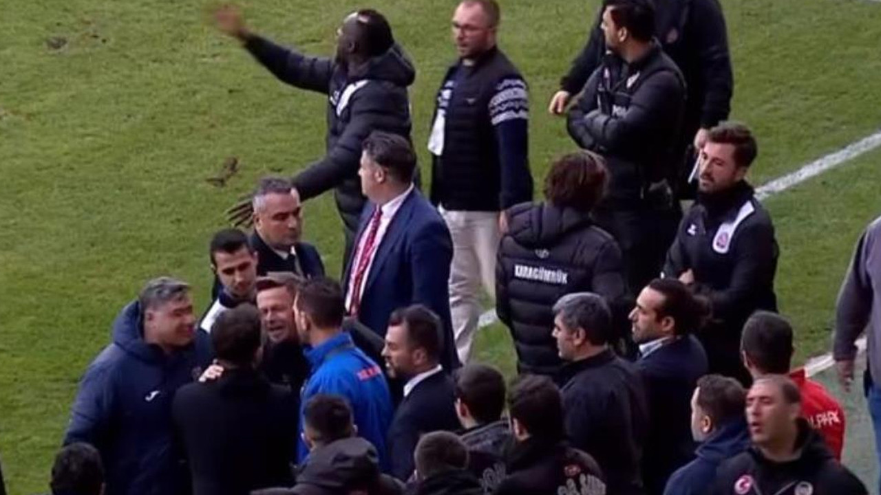 Türkiye Kupası'nda gergin anlar: Emre Belözoğlu ve Pirlo birbirine girdi