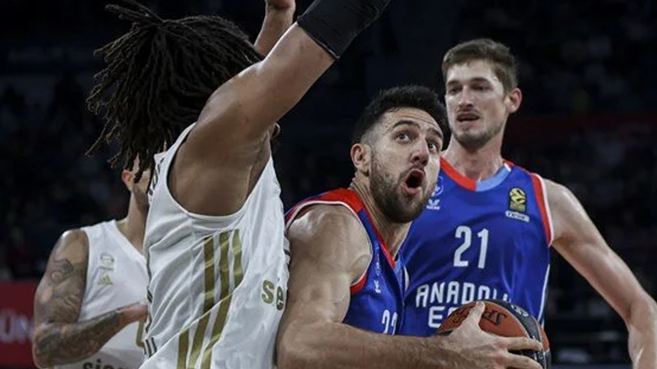 Anadolu Efes, Bayern Münih ekibine kaybetti