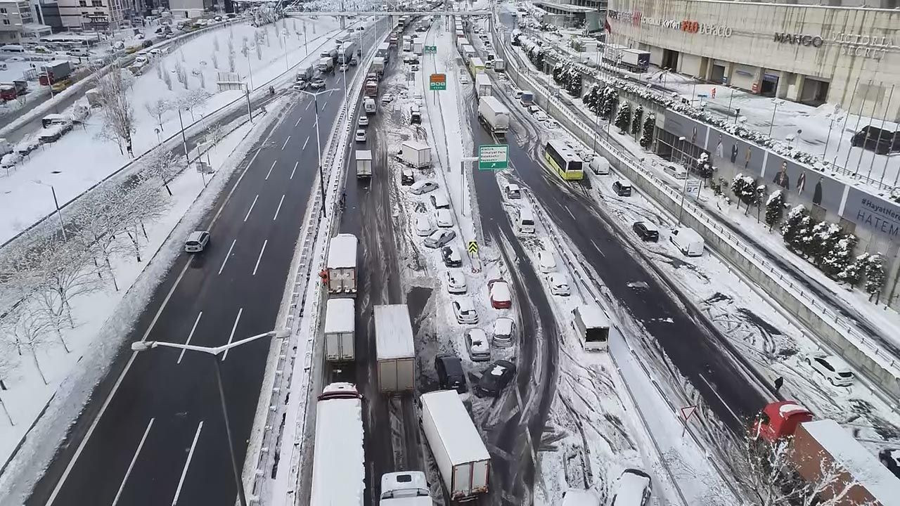 Yer: İstanbul... Fotoğraf geçen sene bugün çekildi! - Resim: 2