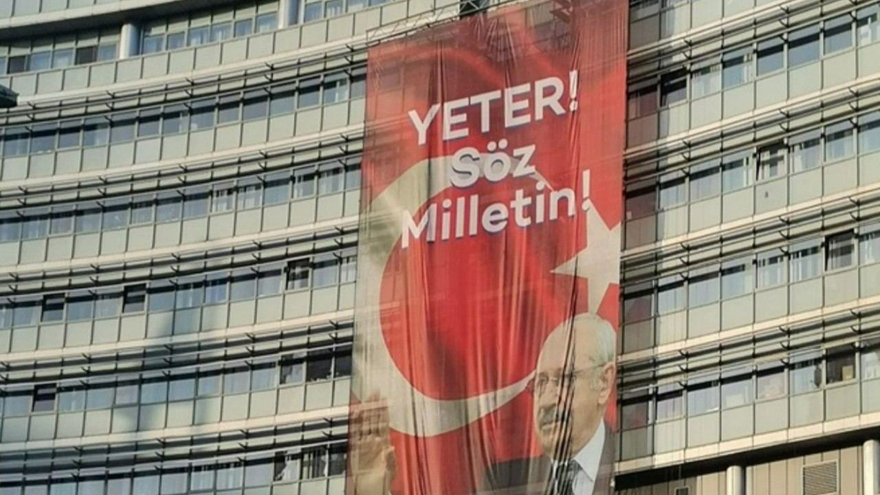 CHP'den 'Yeter Söz Milletin' pankartı
